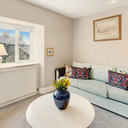3 Swiss Ambleside